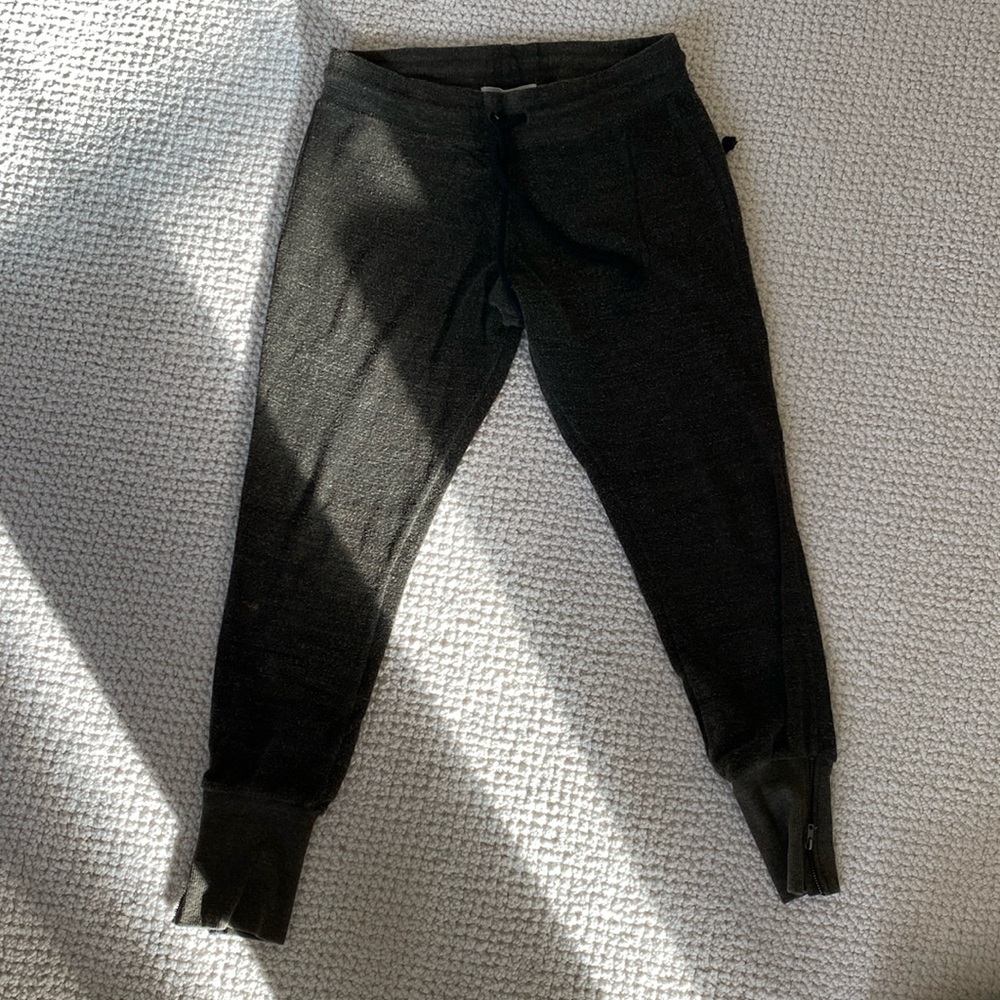 Project Social T marled olive jogger